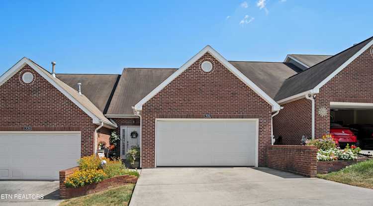 926 NW Webster Grove Ln Knoxville, TN 37909