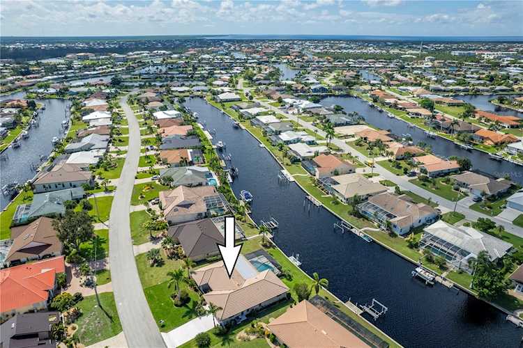 633 Via Tunis Punta Gorda, FL 33950