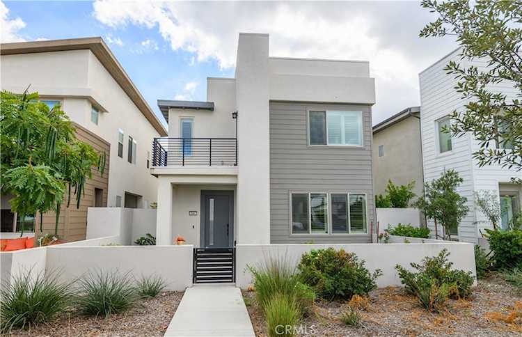 166 Scale Irvine, CA 92618 | MLS OC23162190 Photo 1