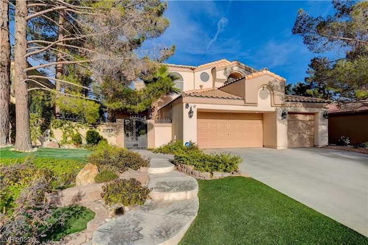 2102 Inverness Dr Henderson, NV 89074