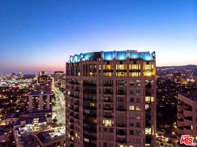 10580 Wilshire Blvd #26 SE Los Angeles, CA 90024