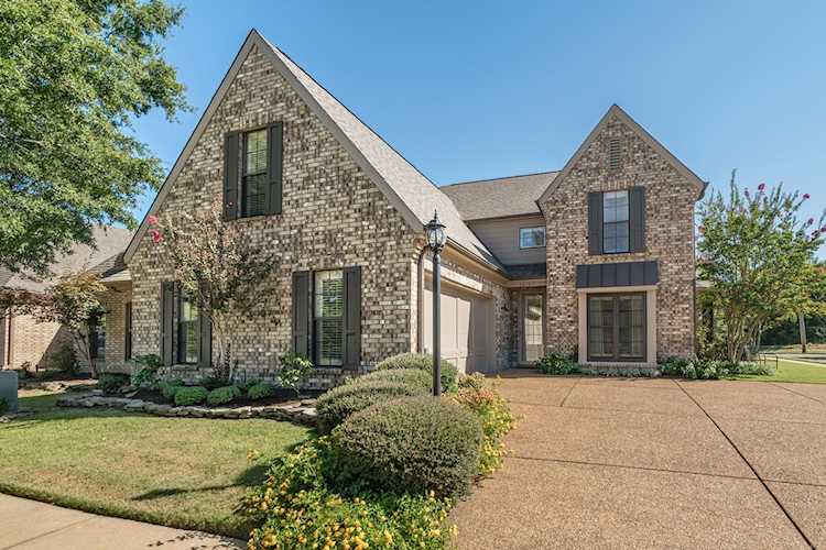 10107 Walker Springs Cv Lakeland, TN 38002 | MLS 10158982 Photo 1