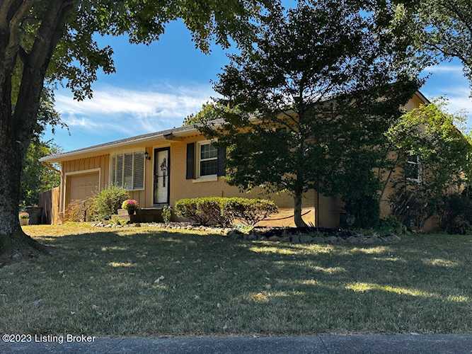 2800 Gleeson Ln Jeffersontown, KY 40299