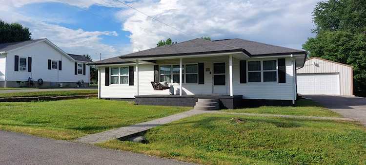 418 Woodland St Burkesville, KY 42717