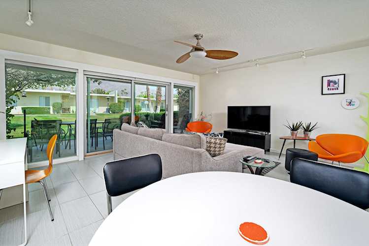 1881 S Araby Dr #16 Palm Springs, CA 92264