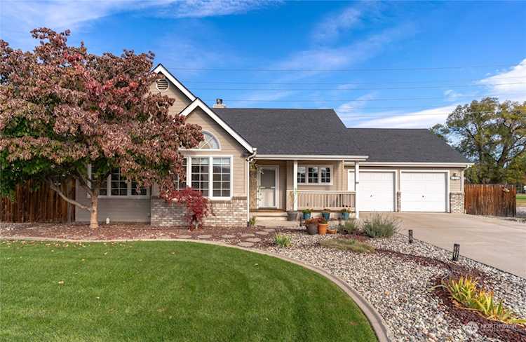 1800 Story Ln Wenatchee, WA 98801