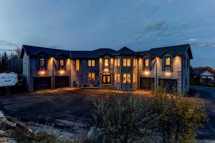 84 Gray Way Rural Rocky View County, AB T3R 1K7