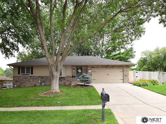 5310 S 62 St Lincoln, NE 68516 home for sale, MLS#22316686 - Flatwater Realty Photo 1