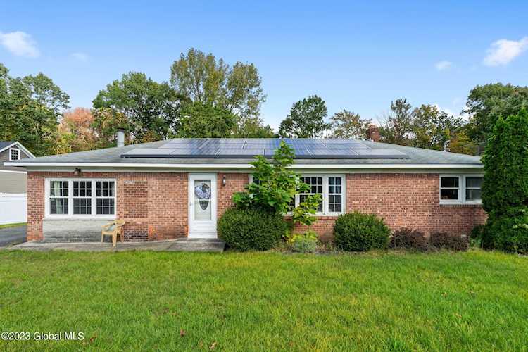 515 Sand Creek Rd Colonie, NY 12205