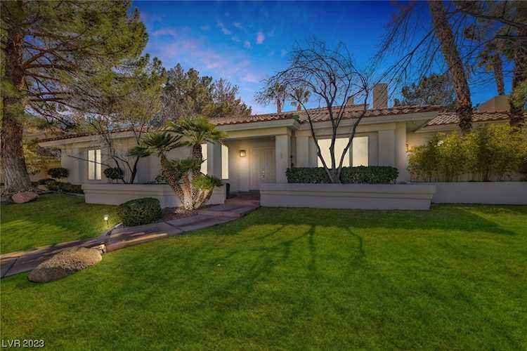 2204 Versailles Ct Henderson, NV 89074
