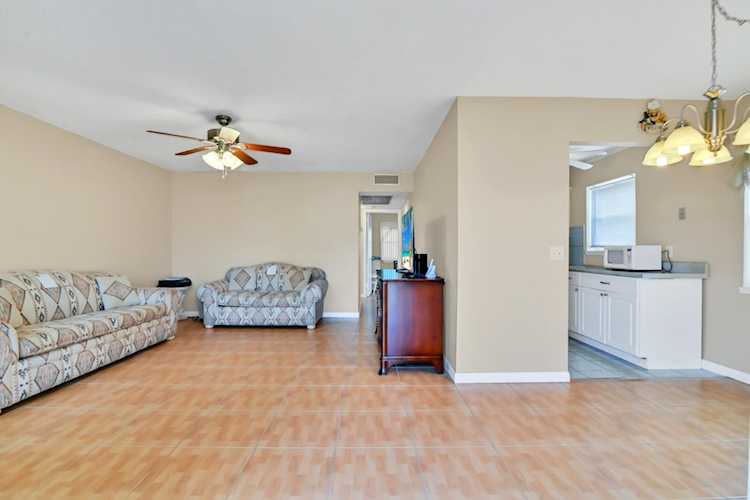 38 Cambridge #B West Palm Beach, FL 33417