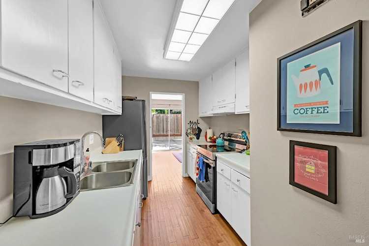69 Prince Royal Drive Corte Madera, CA 94925