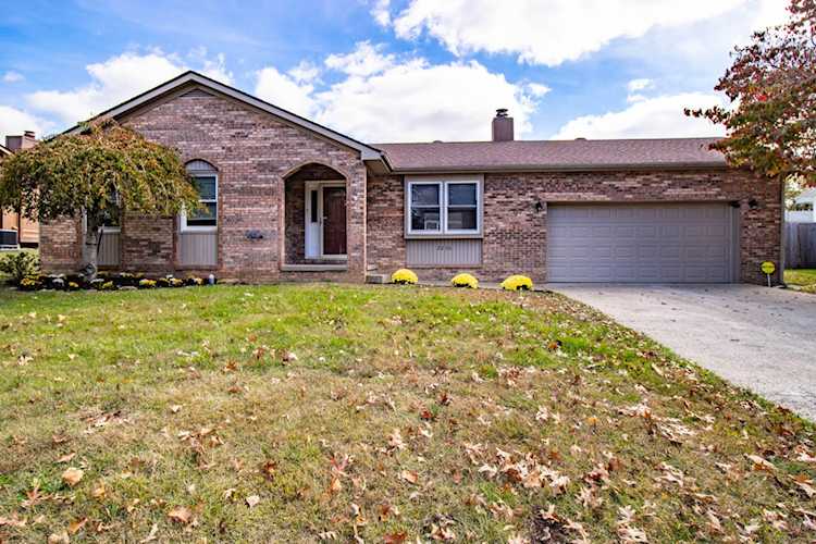 2236 Redbud Ln Paris, KY 40361