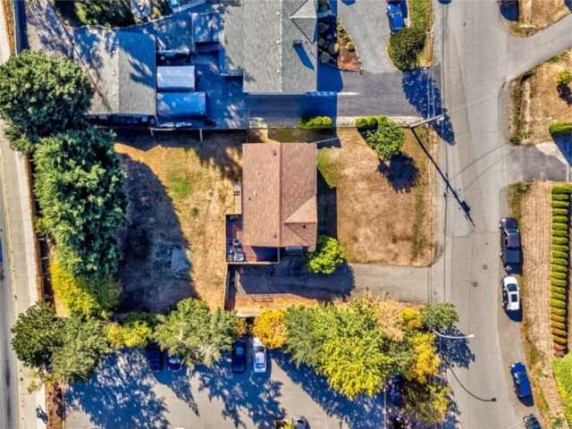 5123 Somerset Dr Nanaimo, BC V9T 2K5
