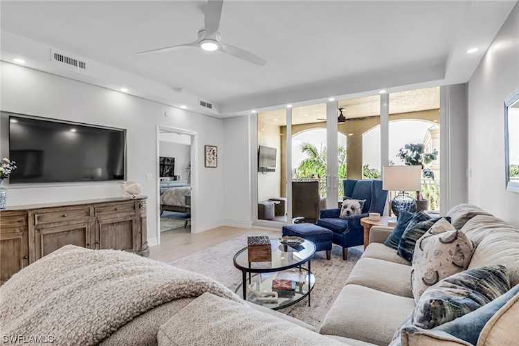 450 Bayfront Place #4308 Naples, FL 34102