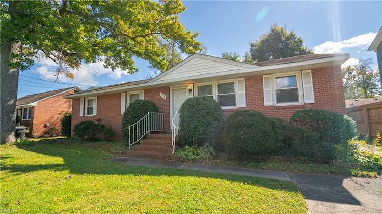904 Delaware Ave Virginia Beach, VA 23451