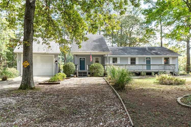 3207 Black Drum Ln Machipongo, VA 23405