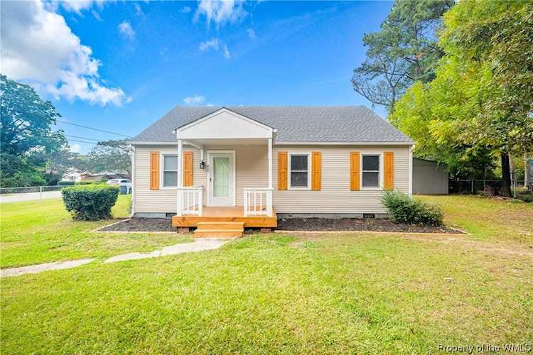 912 N Henry St Williamsburg, VA 23185