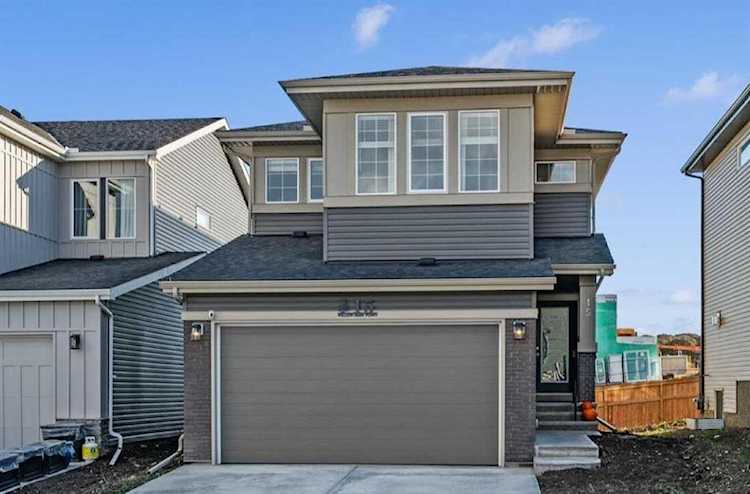 15 Willow Park Point Cochrane, AB T4C 2V3