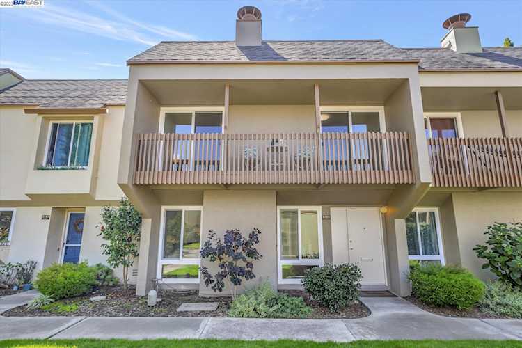 3105 El Sereno Alameda, CA 94502 | MLS 41040081 Photo 1