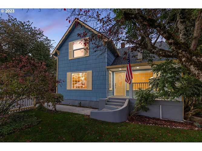 323 NW 17th AVE Camas, WA 98607
