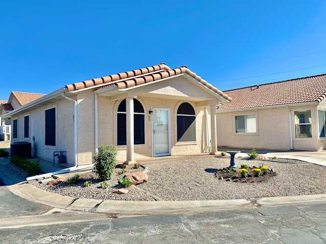 504 E Telegraph ST #65 Washington, UT 84780