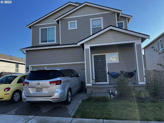 1421 W 15th AVE, La Center, WA 98629 | MLS# 23224318 Photo 1