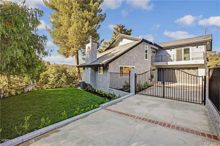 28245 Laura La Plante Dr Agoura Hills, CA 91301