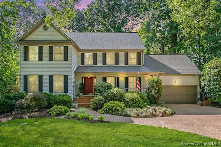 101 Quantico Loop Yorktown, VA 23693