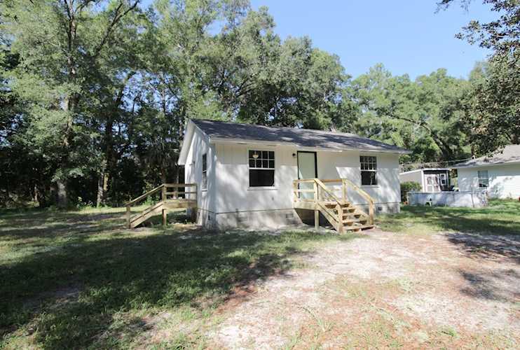 34 Deloriss Dr Crawfordville, FL 32327 in Gulf Breeze Village Photo 1