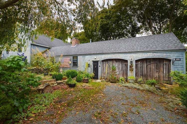 13 Great Neck Rd Wareham, MA 02538