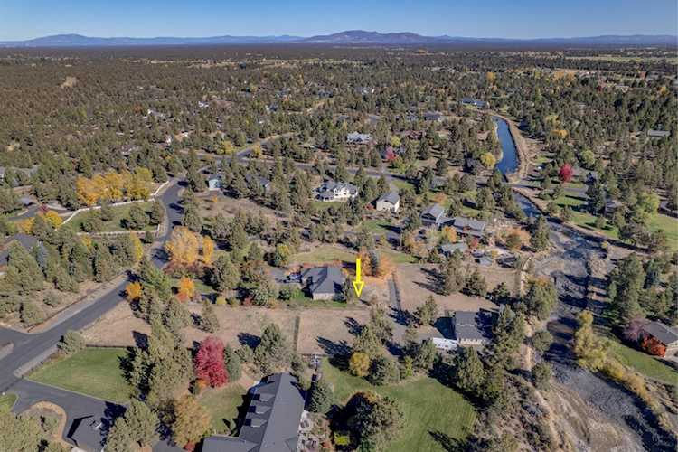 20975 Scottsdale Dr Bend, OR 97701