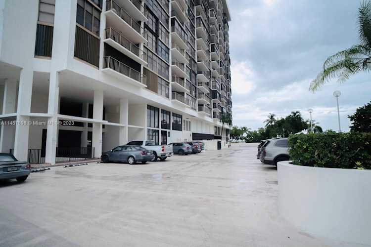 1925 Brickell Ave #1110 Miami, FL 33129