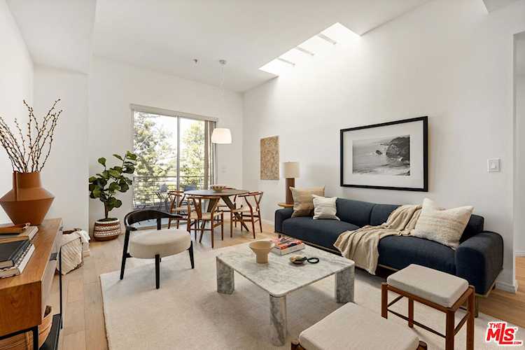 4180 Fair Ave #206 Studio City, CA 91602
