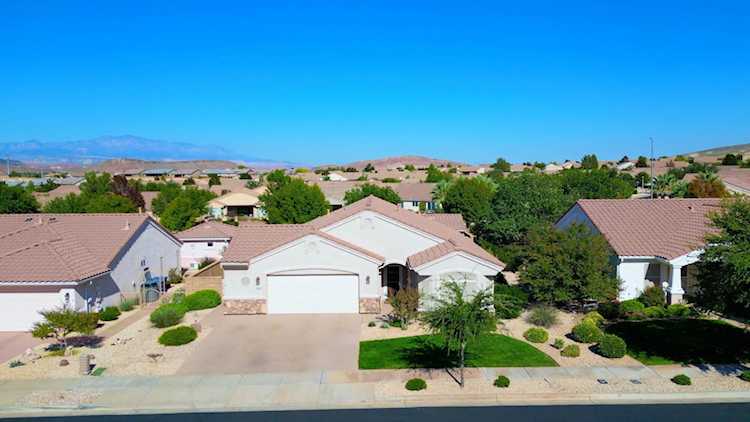 4429 S Round Hill DR St George, UT 84790