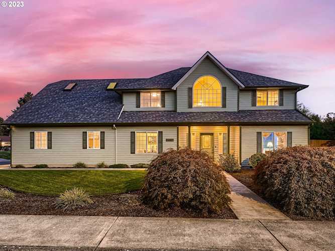 11112 NW 36th AVE Vancouver, WA 98660