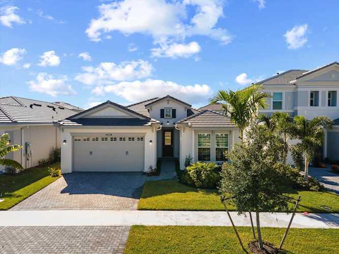 15174 Courtland Court Westlake, FL 33470