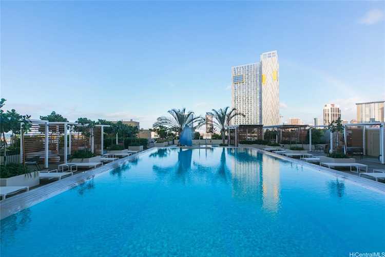 987 Queen Street #1701 Honolulu, HI 96814