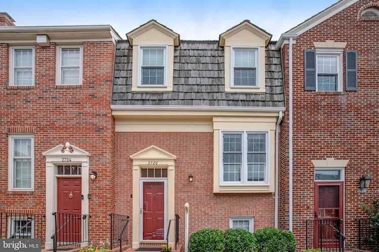 2726 Franklin Ct Alexandria, VA 22302 | MLS VAAX2028066 Photo 1