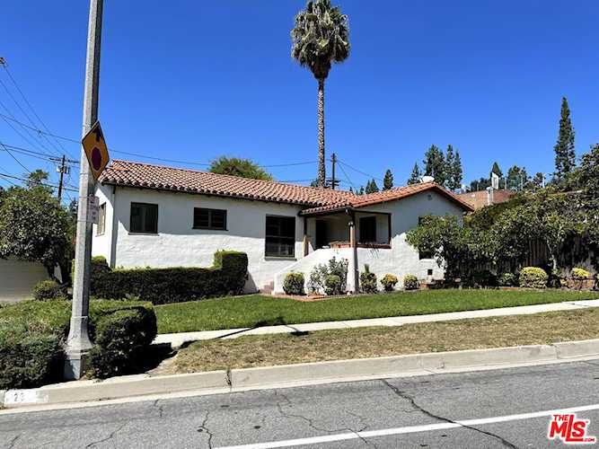 23 Melrose Ave Pasadena, CA 91105