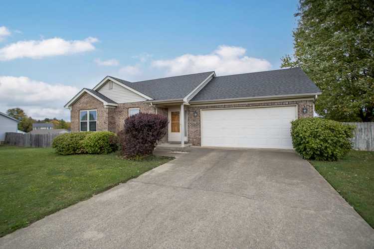 139 Charmac Rd Versailles, KY 40383