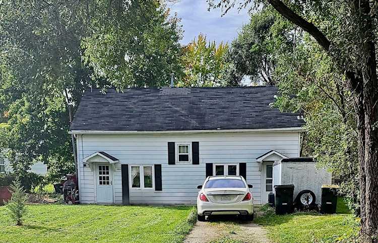 42448 N Lake Ave Antioch, IL 60002