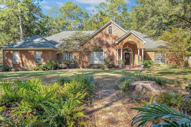 2130 La Rochelle Dr Tallahassee, FL 32308
