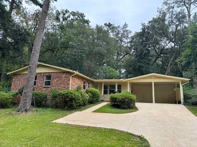 505 Coldstream Dr Tallahassee, FL 32312