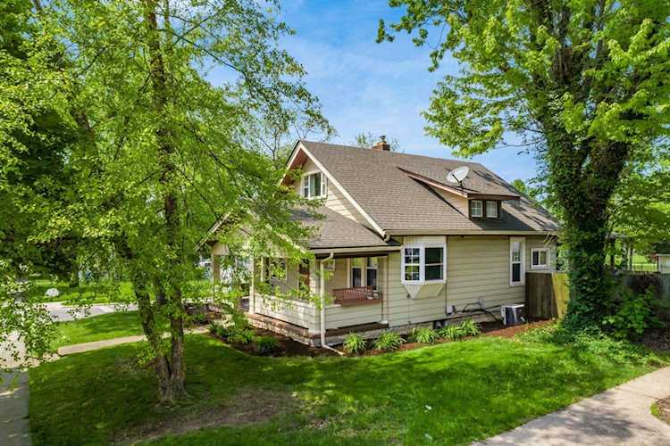 3296 Columbus Street Grove City, OH 43123