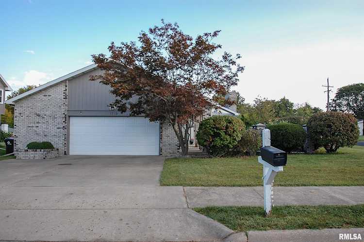 1719 W Marlene Ct Peoria, IL 61614 home for sale, MLS#PA1245157 - Rodgers Real Estate Group Photo 1