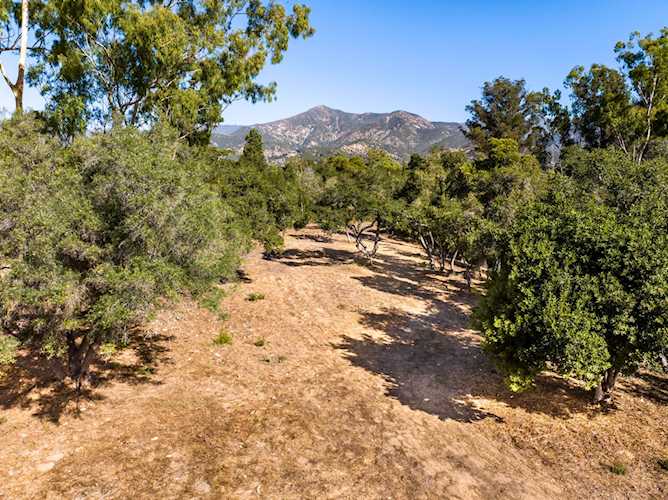 000 Pimiento Ln Montecito, CA 93108