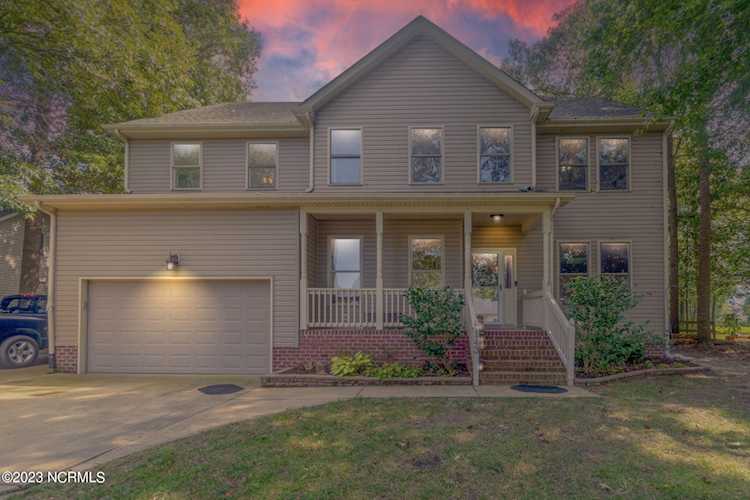 143 Elizabeth Circle Moyock, NC 27958