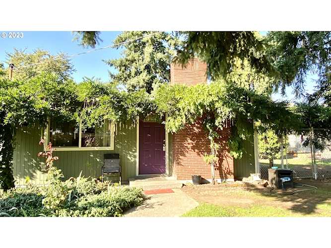 8114 NE 9th ST Vancouver, WA 98664
