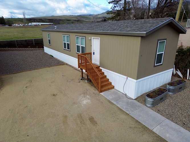1235 N Mountain Ave #Space 9 Ashland, OR 97520
